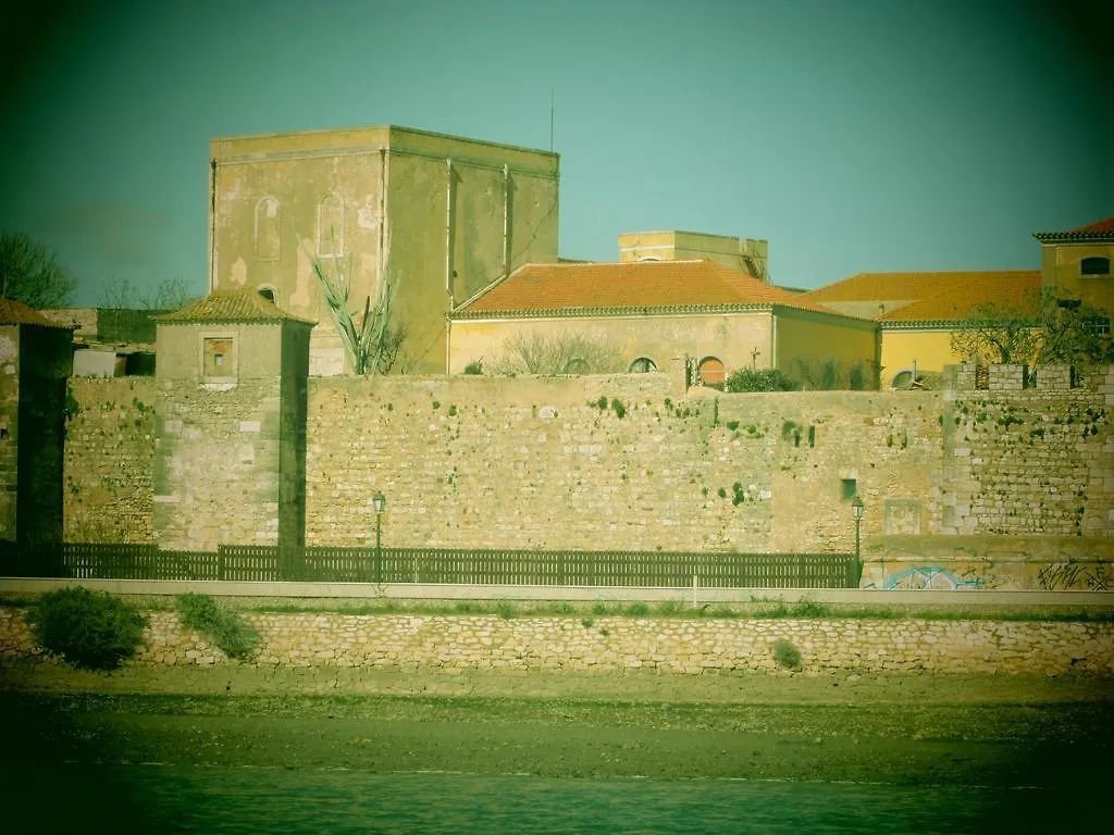 ***  Guest House Capitao Mor فارو البرتغال